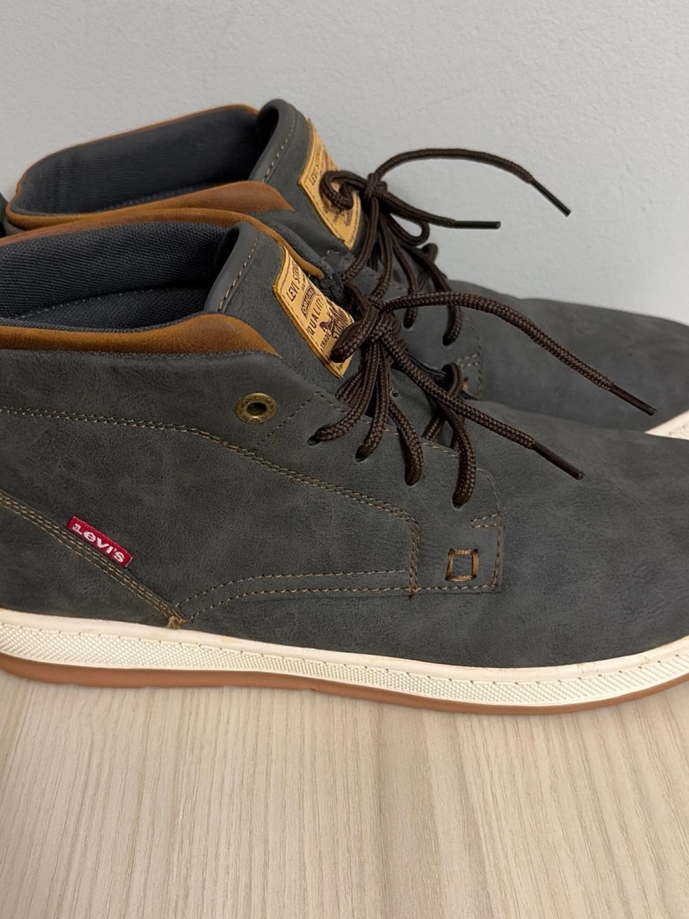 Levi's Men's Charcoal Gray High-Top Casual Sneakers size 12